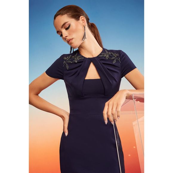 THEIA IVANNA KEYHOLE COCKTAIL DRESS
Regular price - Picture 2 of 14